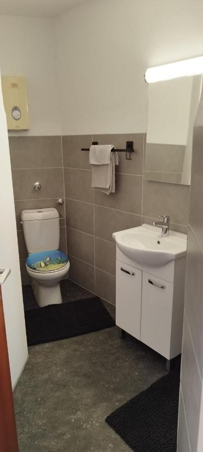 Schoene Sonnige Wohnung Jüchen Buitenkant foto